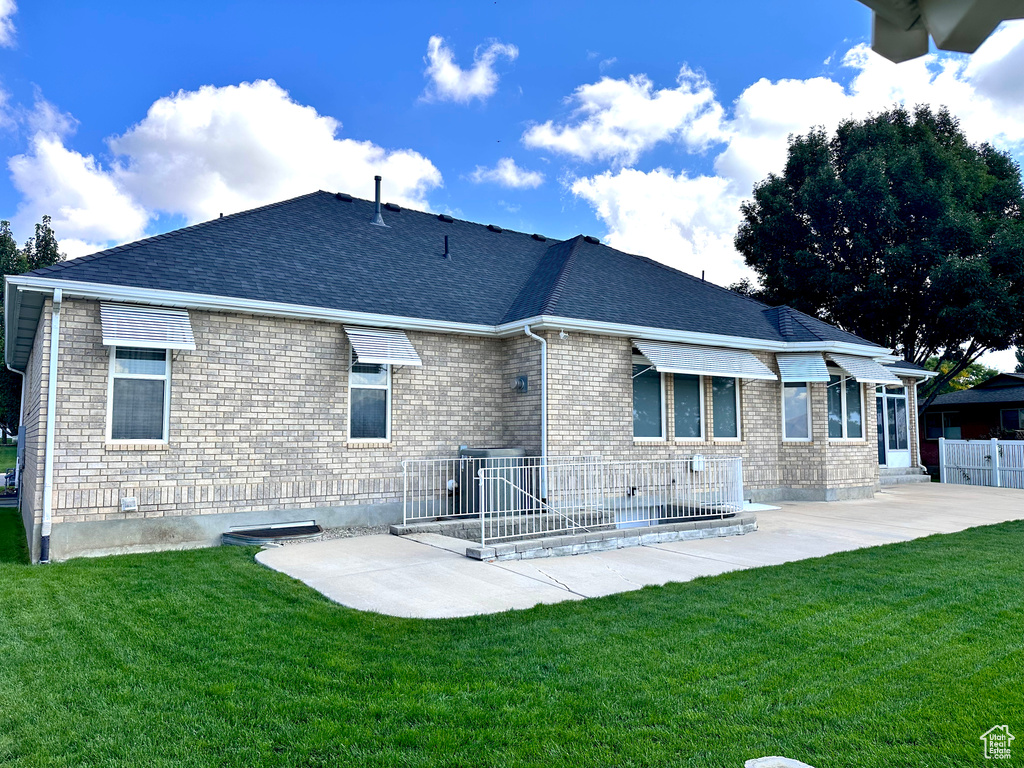 Photo 5 for MLS #2116775 at 654 E Scenic Dr