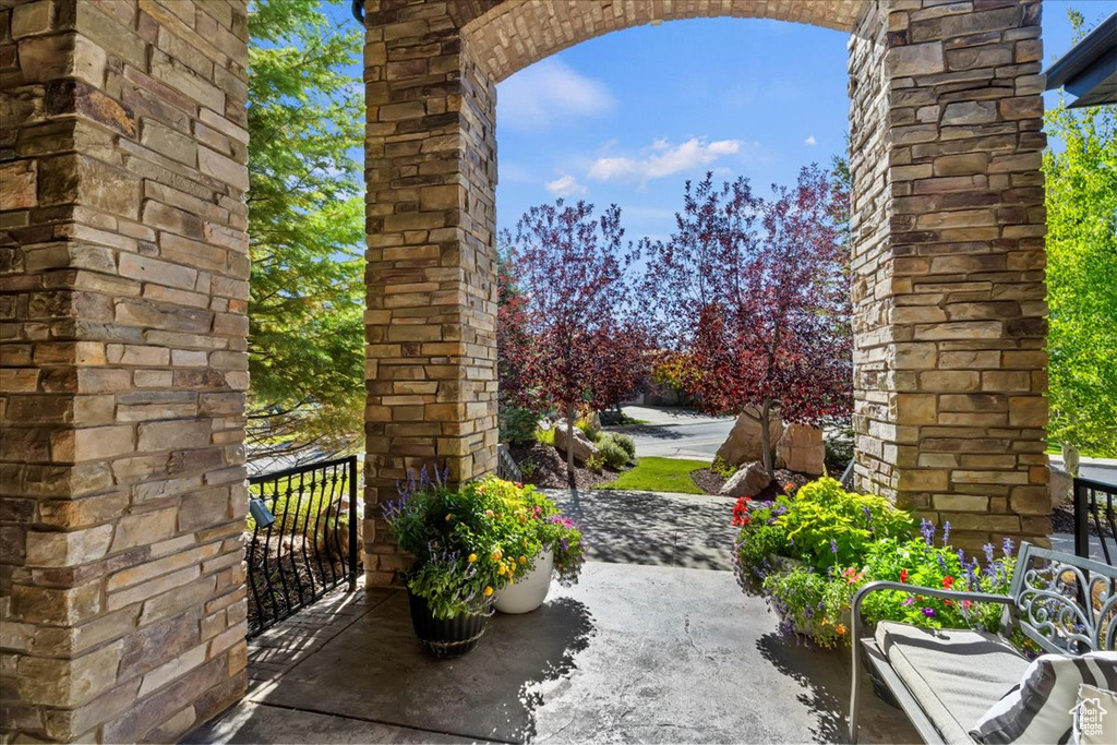 Photo 6 for MLS #2116782 at 3520 Copper Mountain Cir