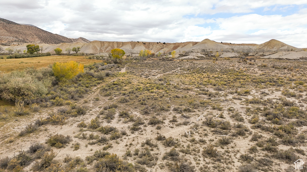 315 E 340 N Emery, UT 84522