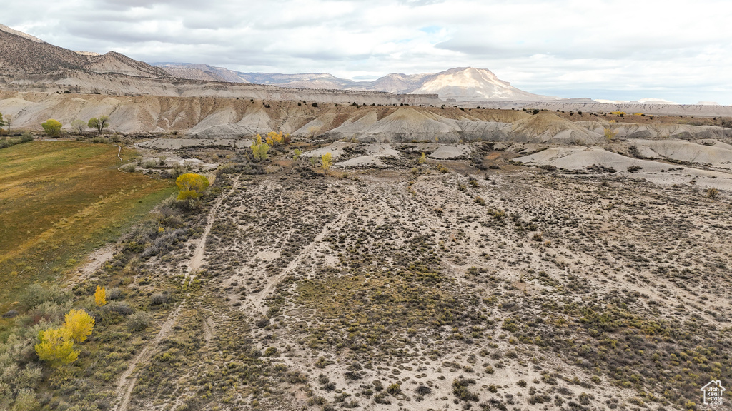 315 E 340 N Emery, UT 84522