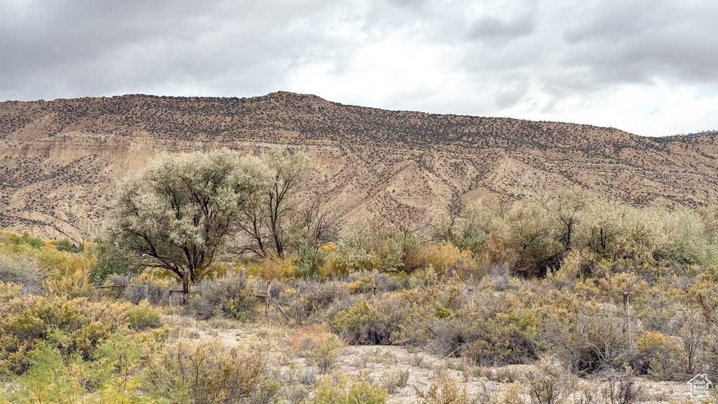 315 E 340 N Emery, UT 84522