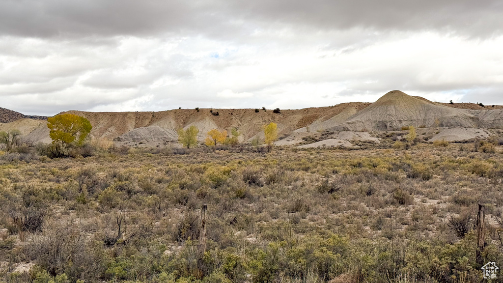 315 E 340 N Emery, UT 84522