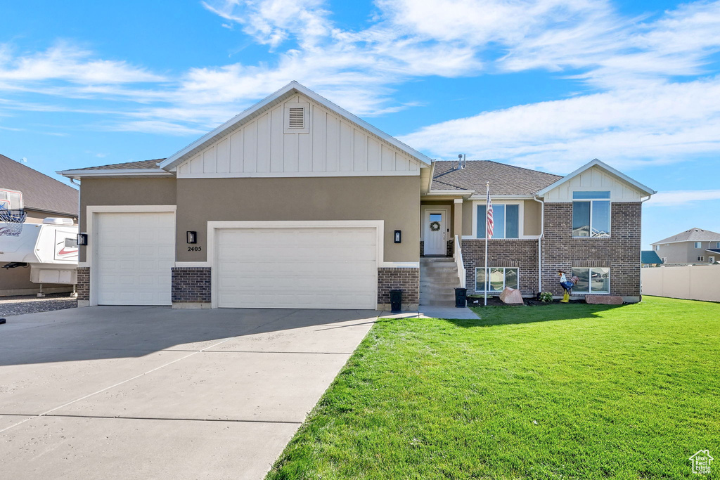 Photo 4 for MLS #2116803 at 2405 W 2825 North