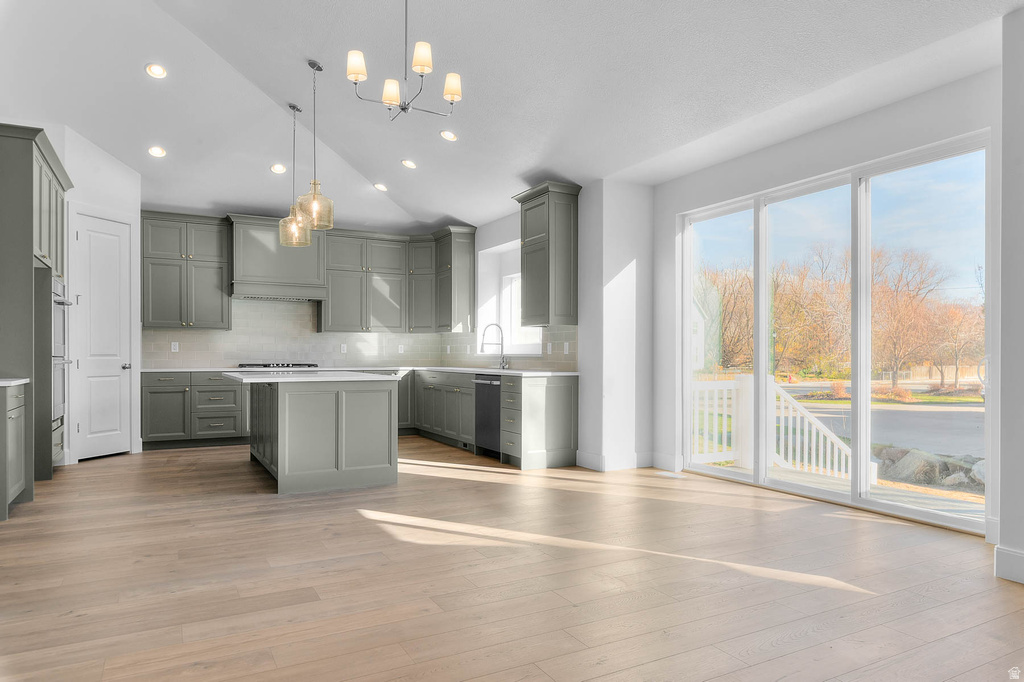 1113 W ANGEL HILL CT Layton, UT 84041