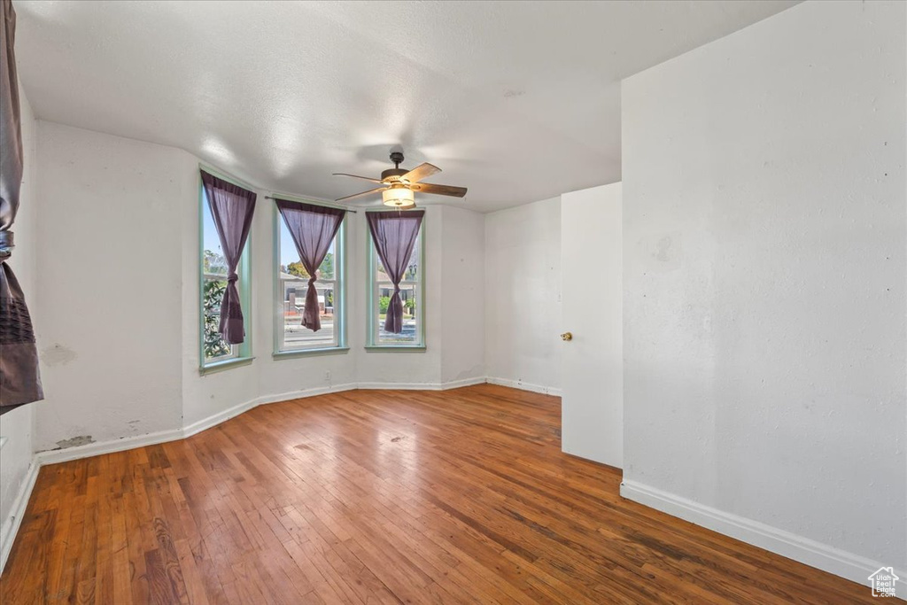 Photo 7 for MLS #2116820 at 393 W 300 South