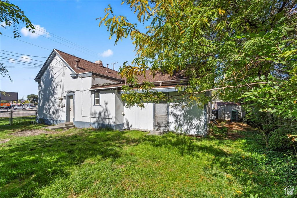 Photo 26 for MLS #2116820 at 393 W 300 South