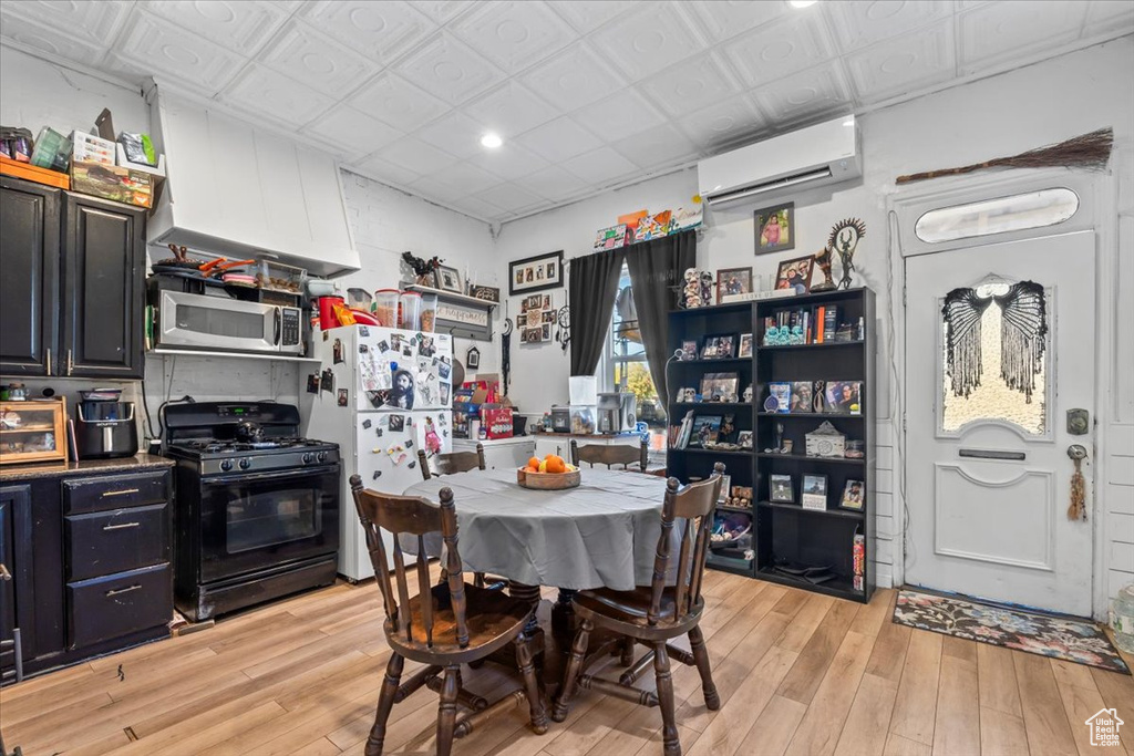 Photo 13 for MLS #2116820 at 393 W 300 South