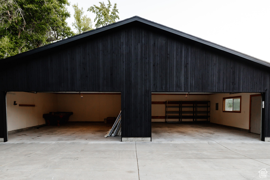 Photo 55 for MLS #2116826 at 2105 E Fardown Ave
