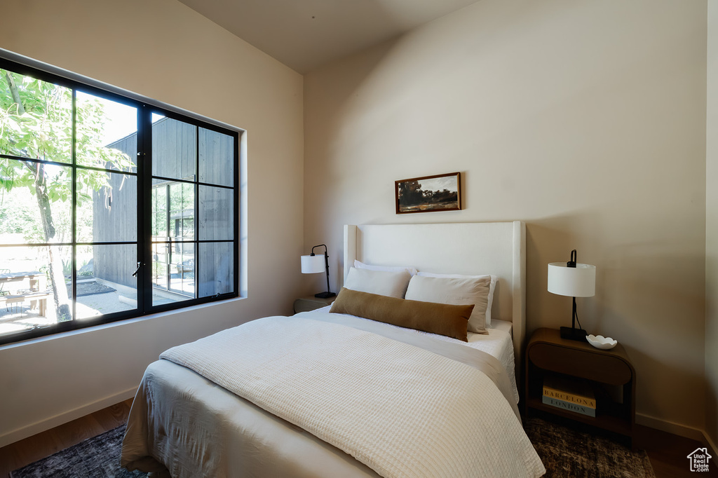 Photo 42 for MLS #2116826 at 2105 E Fardown Ave