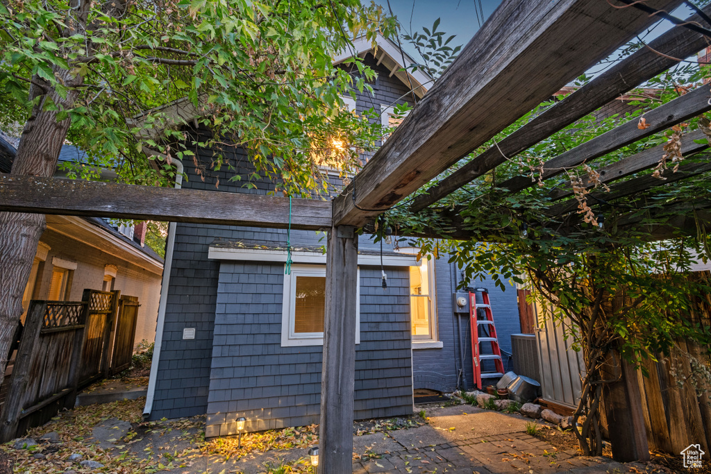 Photo 32 for MLS #2116833 at 132 N S St