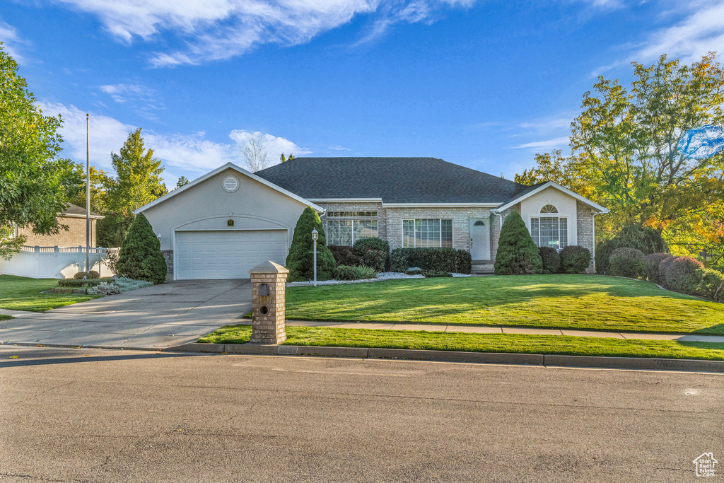 Photo 36 for MLS #2116839 at 1847 E Anasazi Dr