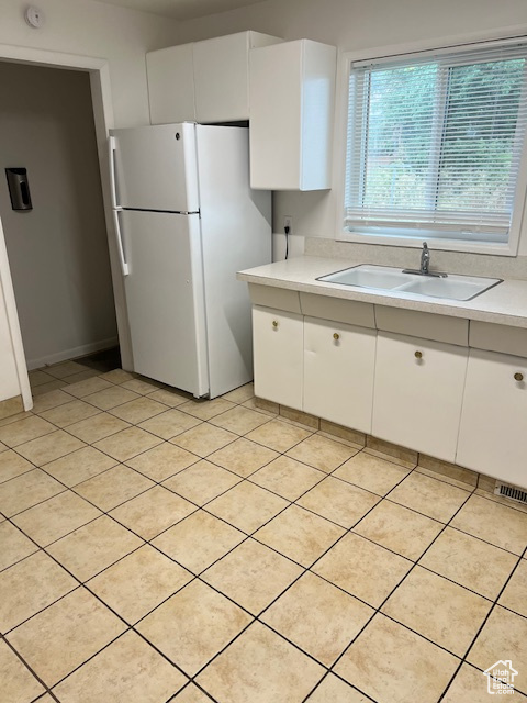 Photo 4 for MLS #2116840 at 325 E 4425 South
