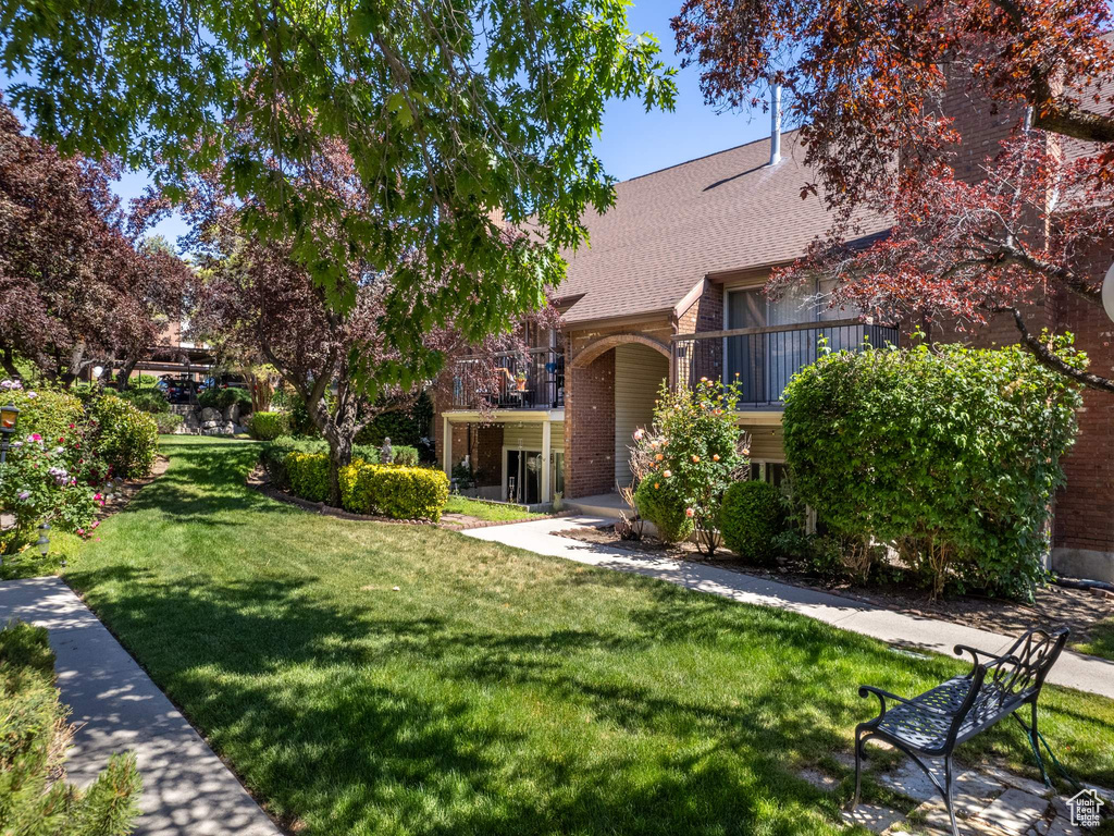Photo 16 for MLS #2116844 at 1169 E Cottonwood Hills Dr