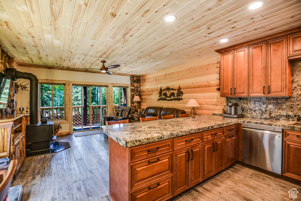 Photo 2 for MLS #2116851 at 150 S West Cir #18-C