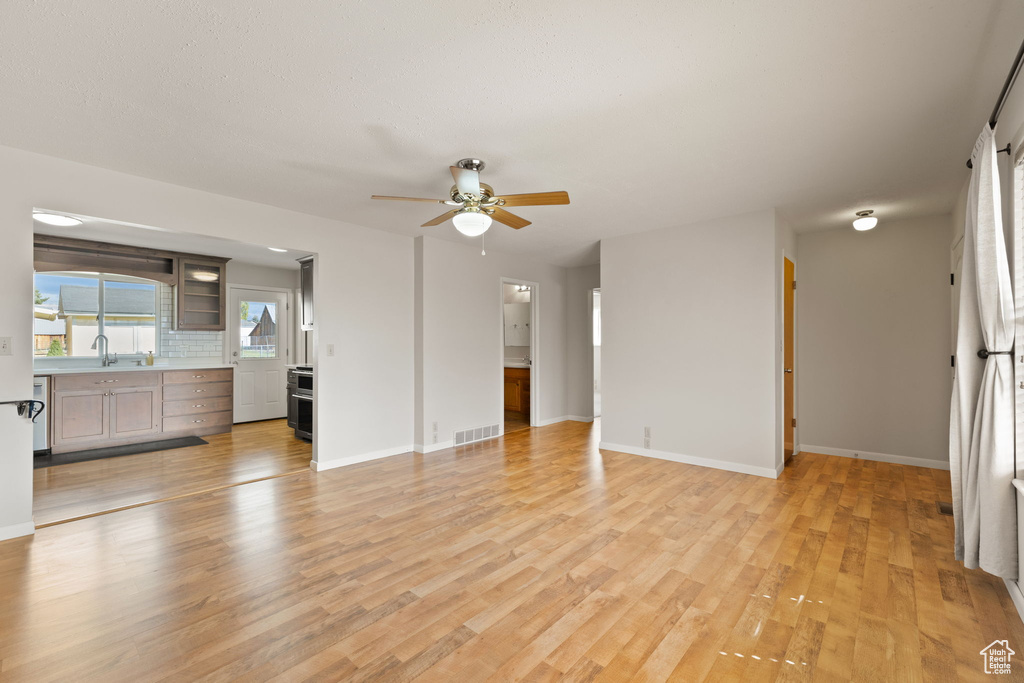 Photo 5 for MLS #2116855 at 156 W 200 North