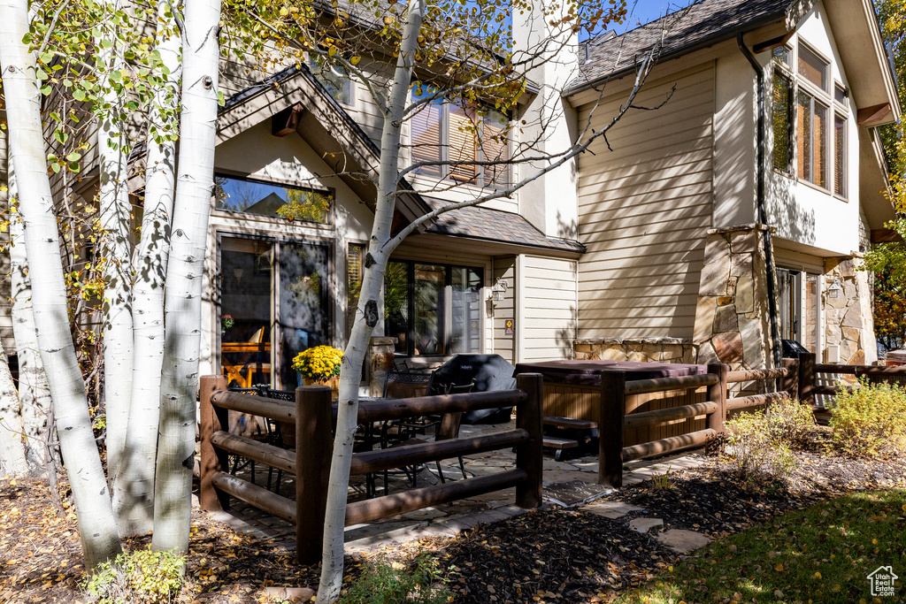 Photo 24 for MLS #2116857 at 2442 Deer Lake Dr