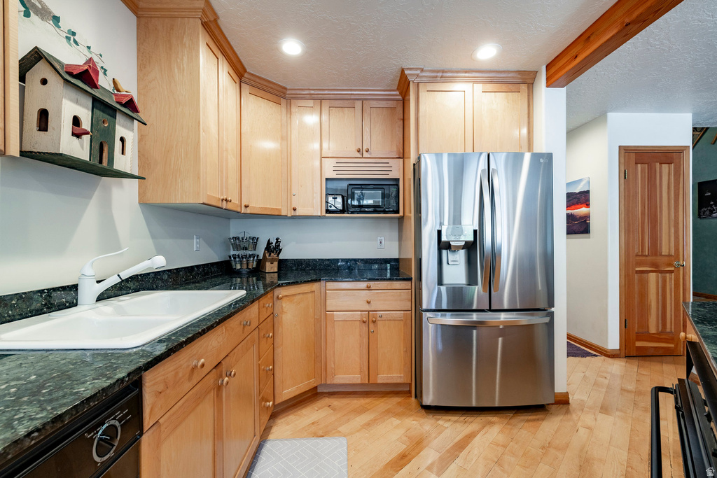 2442 DEER LAKE DR Park City, UT 84060