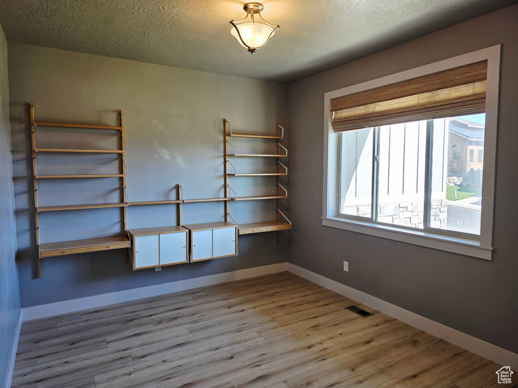 Photo 5 for MLS #2116861 at 9051 N Clubhouse Ln