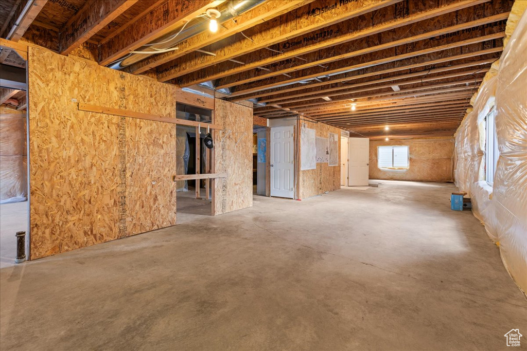 690 W SAGEWOOD CIR Grantsville, UT 84029