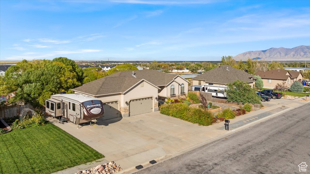 690 W SAGEWOOD CIR Grantsville, UT 84029