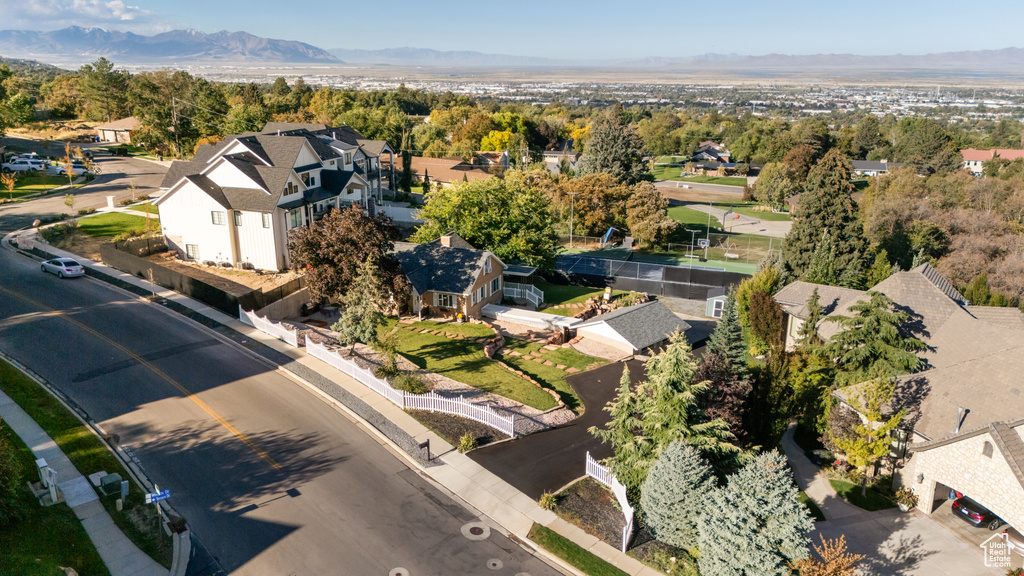 Photo 50 for MLS #2116867 at 914 E Lakeview