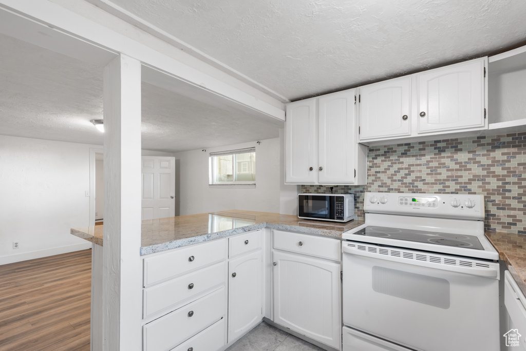 Photo 35 for MLS #2116867 at 914 E Lakeview