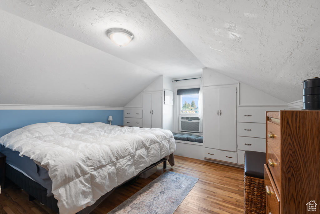 Photo 24 for MLS #2116867 at 914 E Lakeview