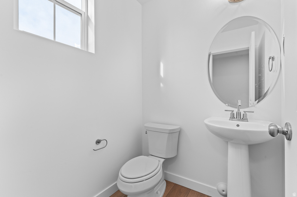 1953 S 2425 W West Haven, UT 84401