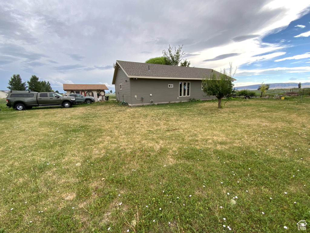 Photo 16 for MLS #2116881 at 1121 N 800 West