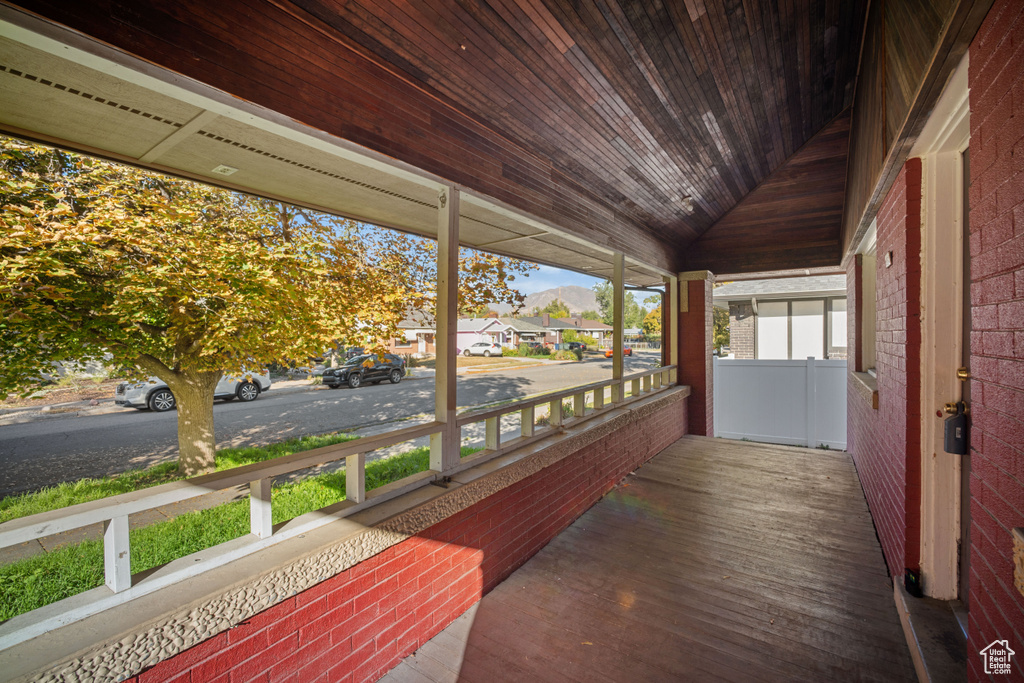 Photo 4 for MLS #2116882 at 432 E Harrison Ave