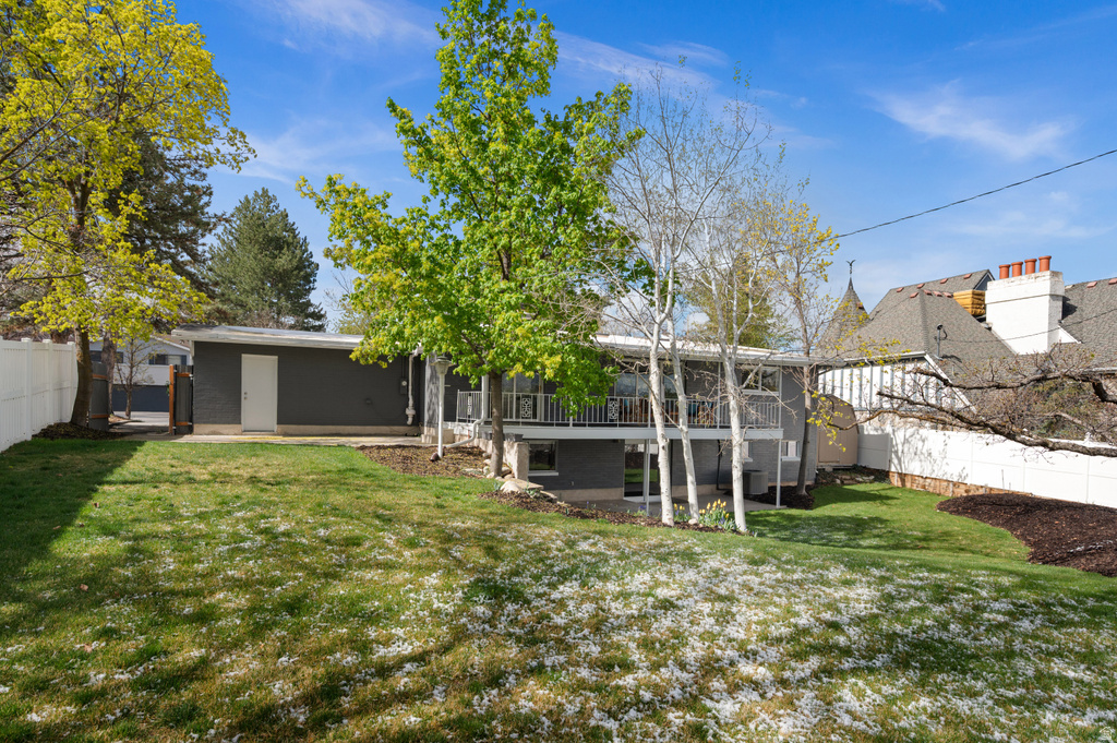 8597 S MOUNT MAJESTIC RD Sandy, UT 84093
