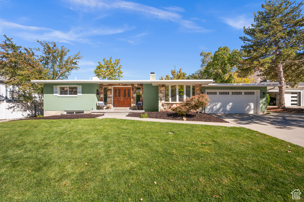 Photo 2 for MLS #2116883 at 8597 S Mount Majestic Rd