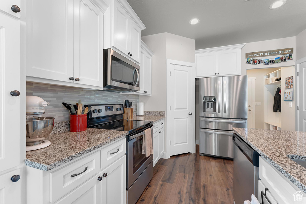 9693 N BRIDGE ST Eagle Mountain, UT 84005