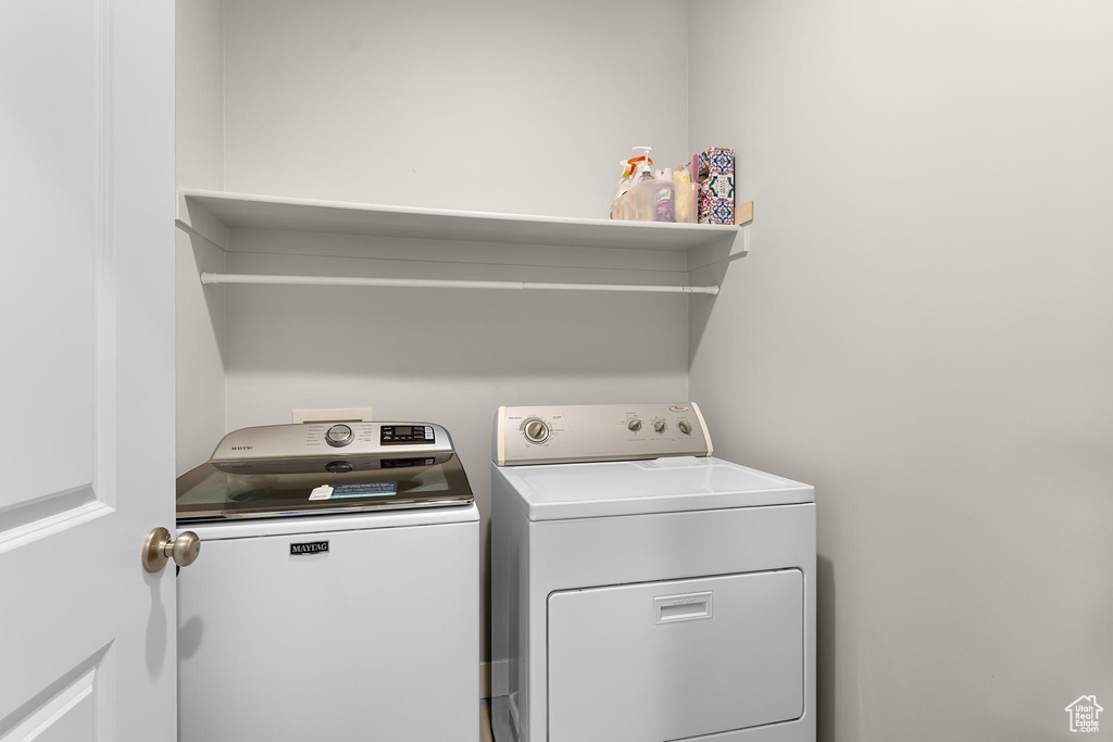 9693 N BRIDGE ST Eagle Mountain, UT 84005