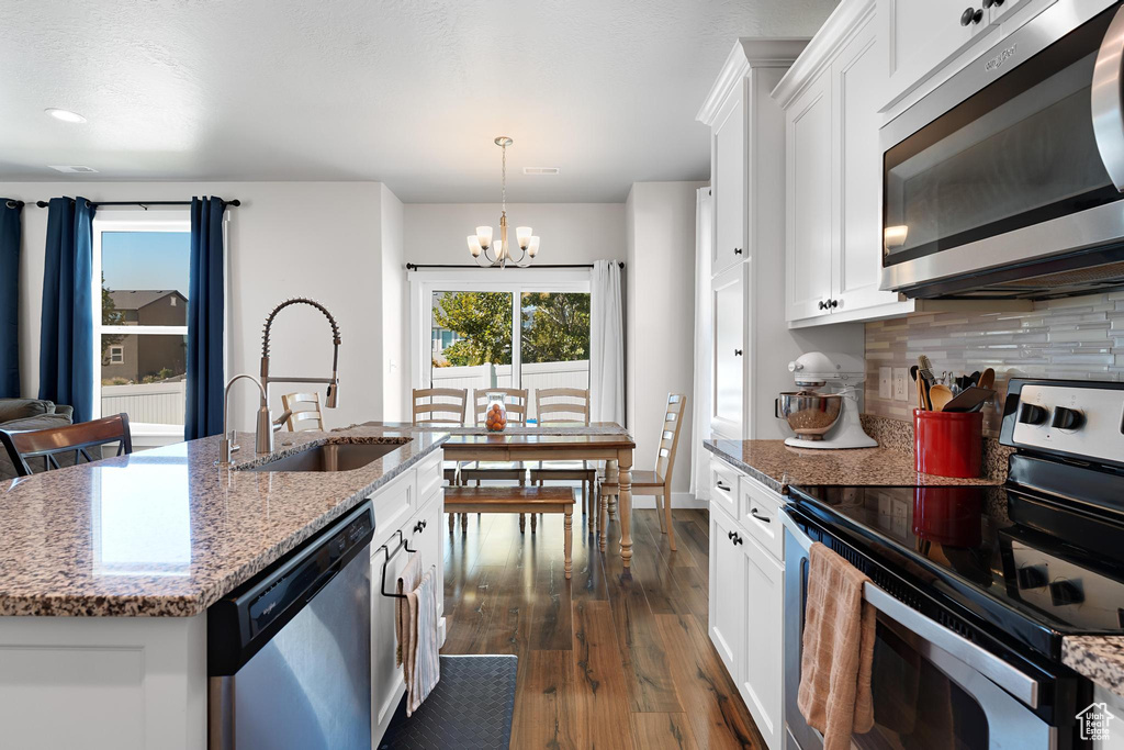 9693 N BRIDGE ST Eagle Mountain, UT 84005