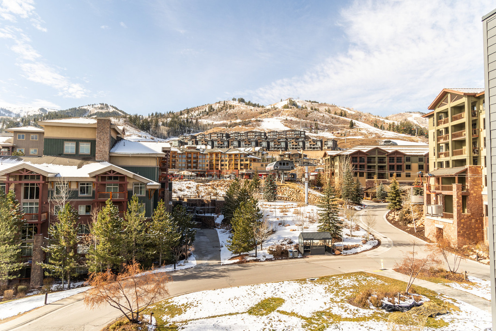 2670 W CANYONS RESORT DR #436 Park City, UT 84098