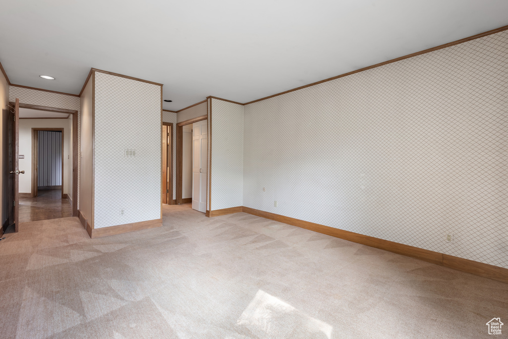 Photo 19 for MLS #2116902 at 465 S Towers Dr