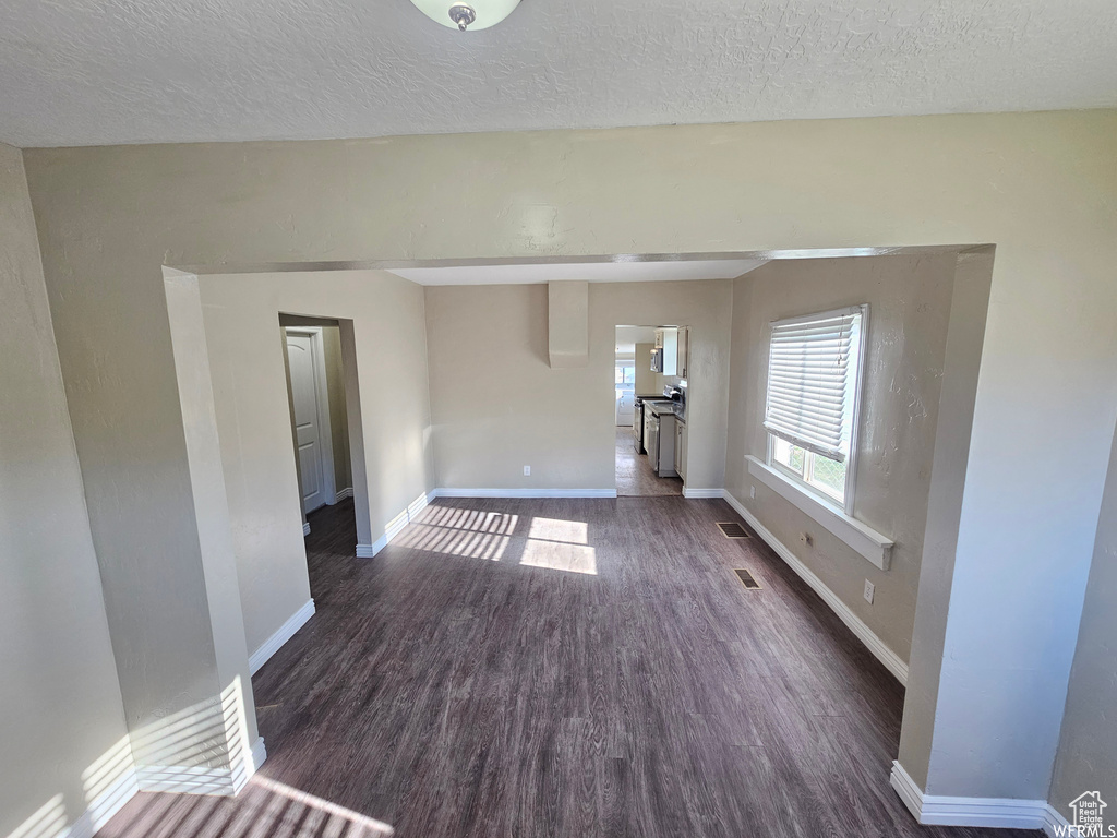 Photo 3 for MLS #2116914 at 3119 S 9000 West