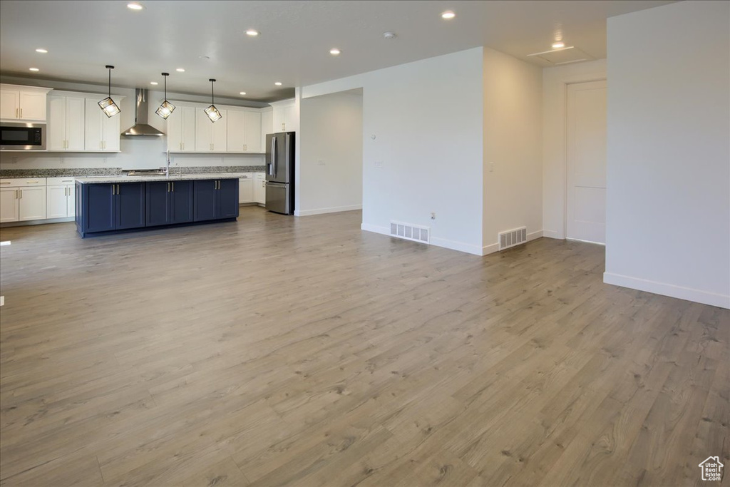Photo 9 for MLS #2116918 at 849 N Evelyn St
