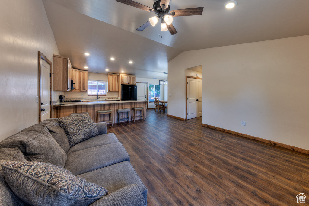 Photo 3 for MLS #2116921 at 2468 E San Jose Rd