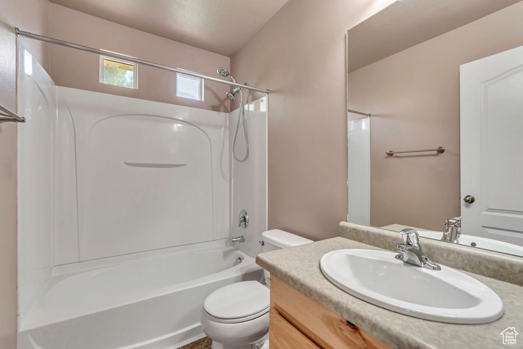 Photo 16 for MLS #2116927 at 1078 W 70 North