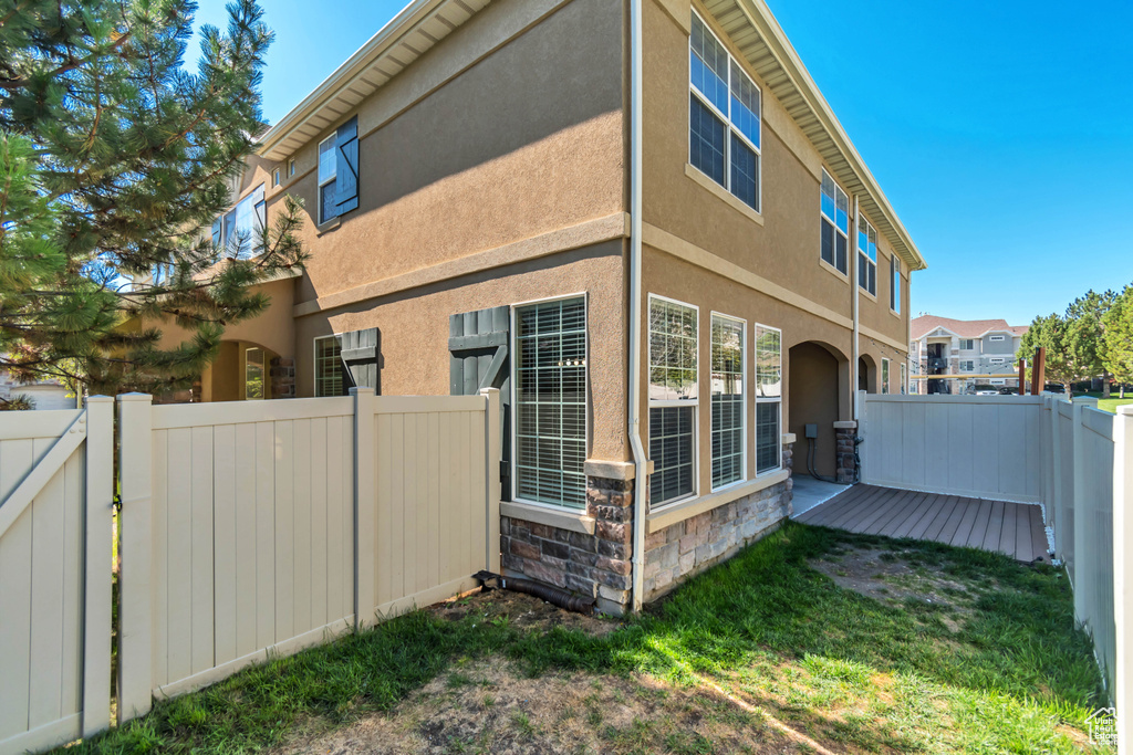 Photo 3 for MLS #2116927 at 1078 W 70 North