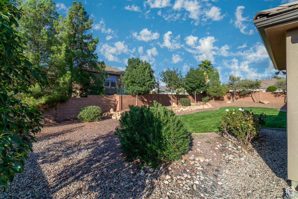 Photo 31 for MLS #2116930 at 2441 E Meadow Mist Way
