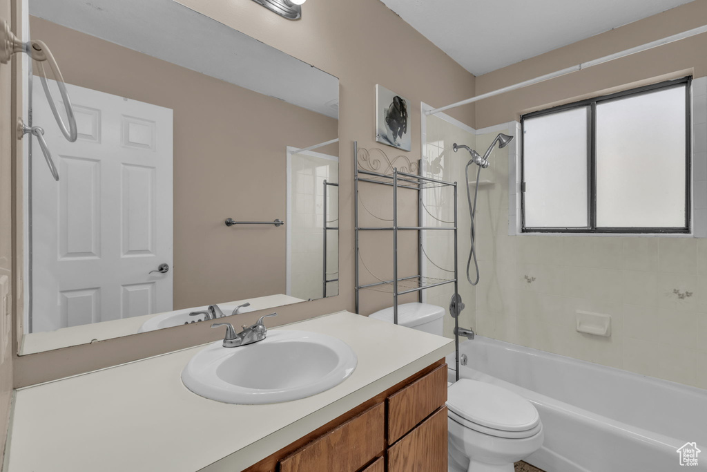 Photo 15 for MLS #2116931 at 3380 N 400 East