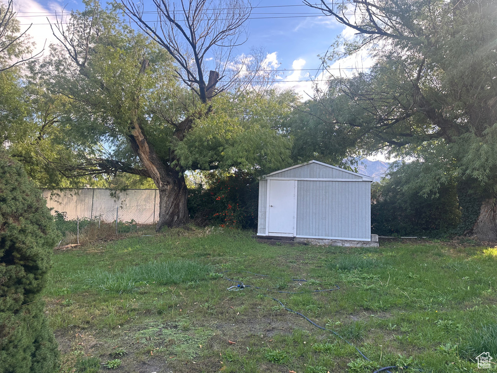 Photo 5 for MLS #2116934 at 5079 S El Amador Cir