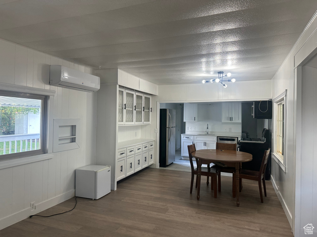 Photo 10 for MLS #2116934 at 5079 S El Amador Cir