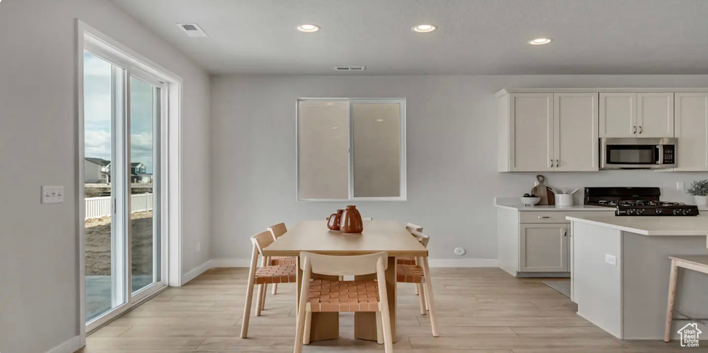 Photo 6 for MLS #2116936 at 1559 N 1190 West #113