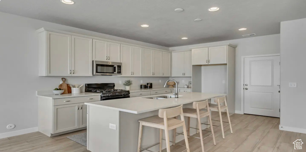 Photo 5 for MLS #2116936 at 1559 N 1190 West #113