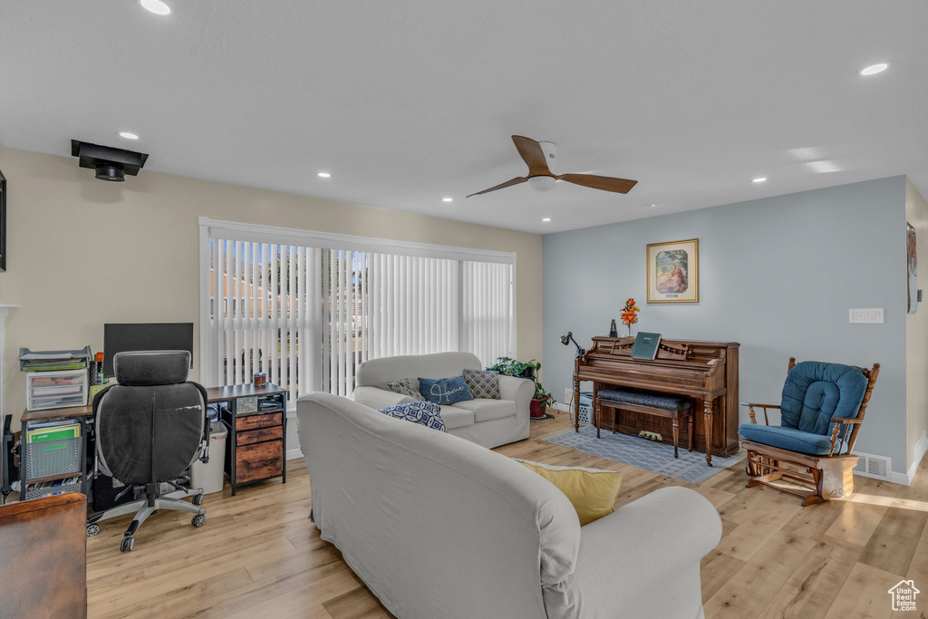Photo 8 for MLS #2116937 at 4617 S 450 West