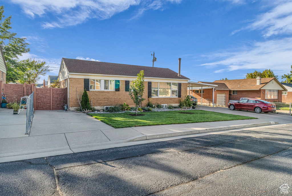 Photo 4 for MLS #2116937 at 4617 S 450 West